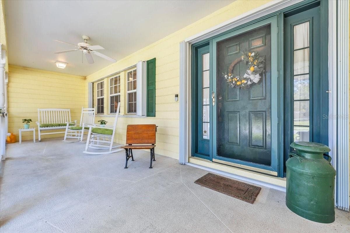 396 ORLANDO BOULEVARD — photo 4 of 54