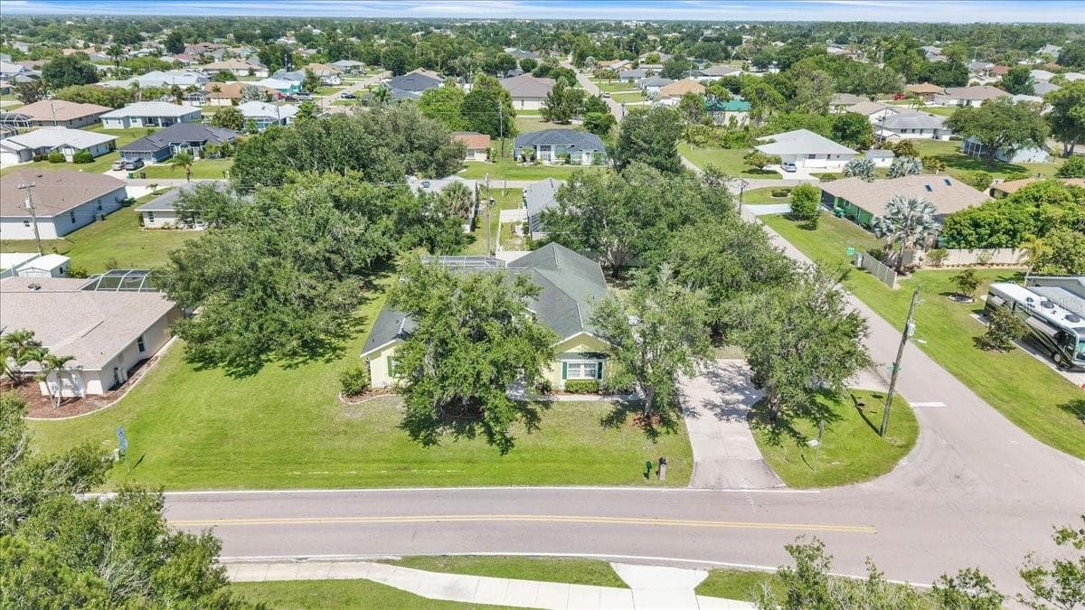 396 ORLANDO BOULEVARD — photo 44 of 54