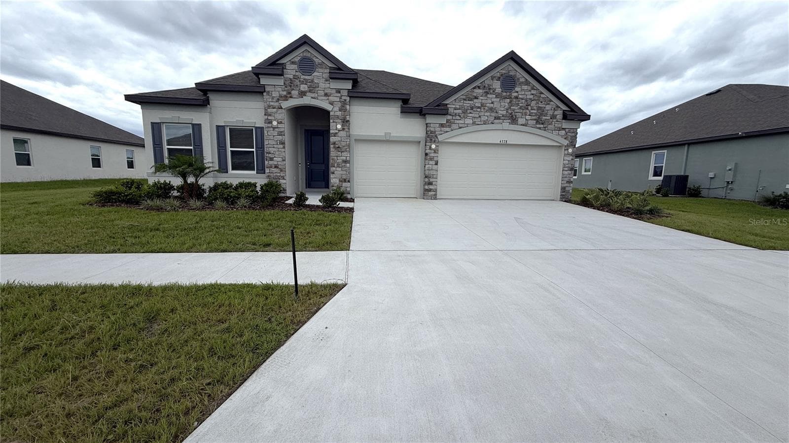 4378 WINESAP WAY