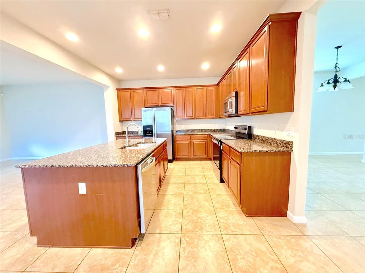 11848 ZELKOVA LANE — photo 17 of 85