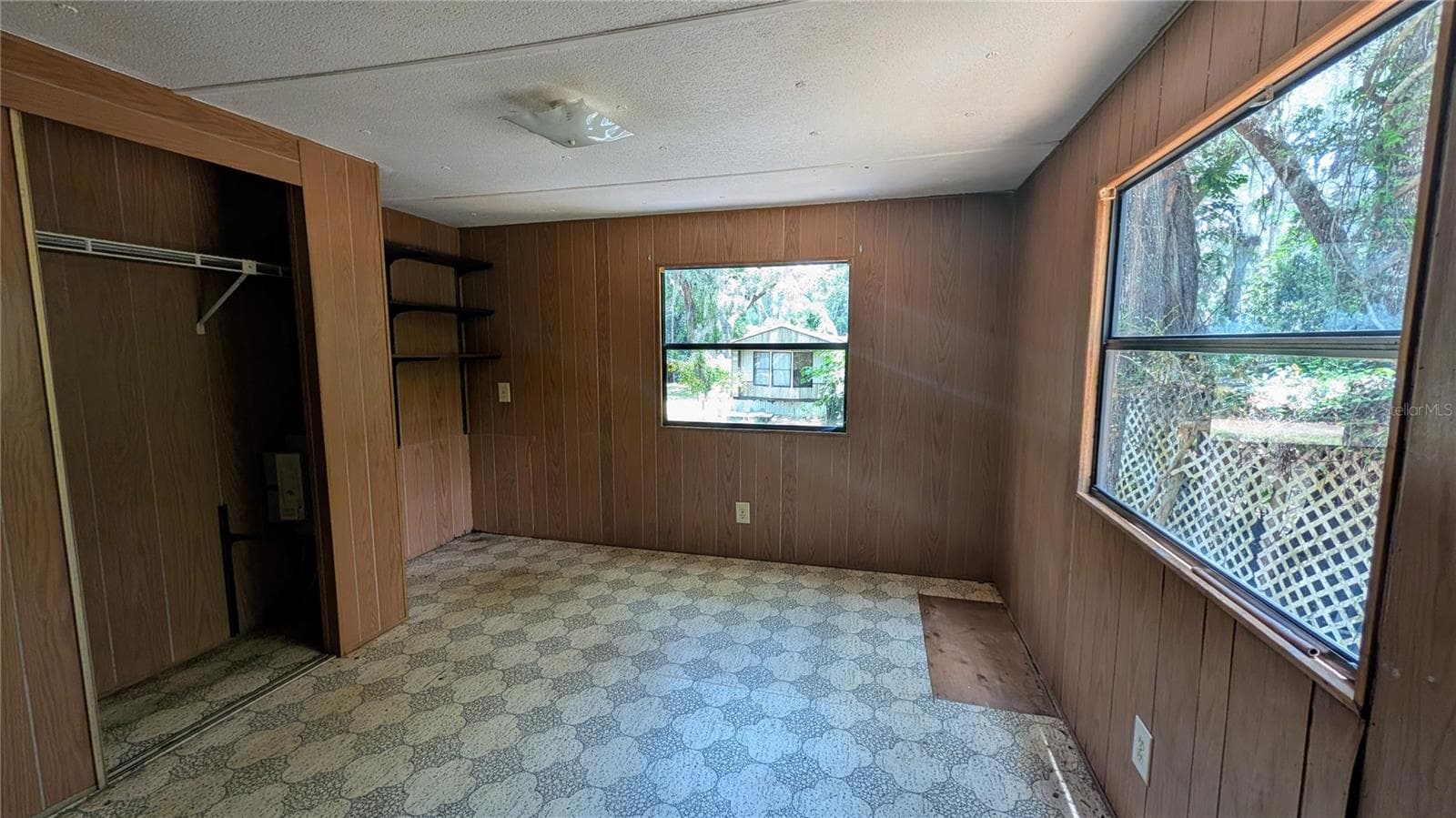 11310 YELLOW OAK LANE — photo 12 of 33
