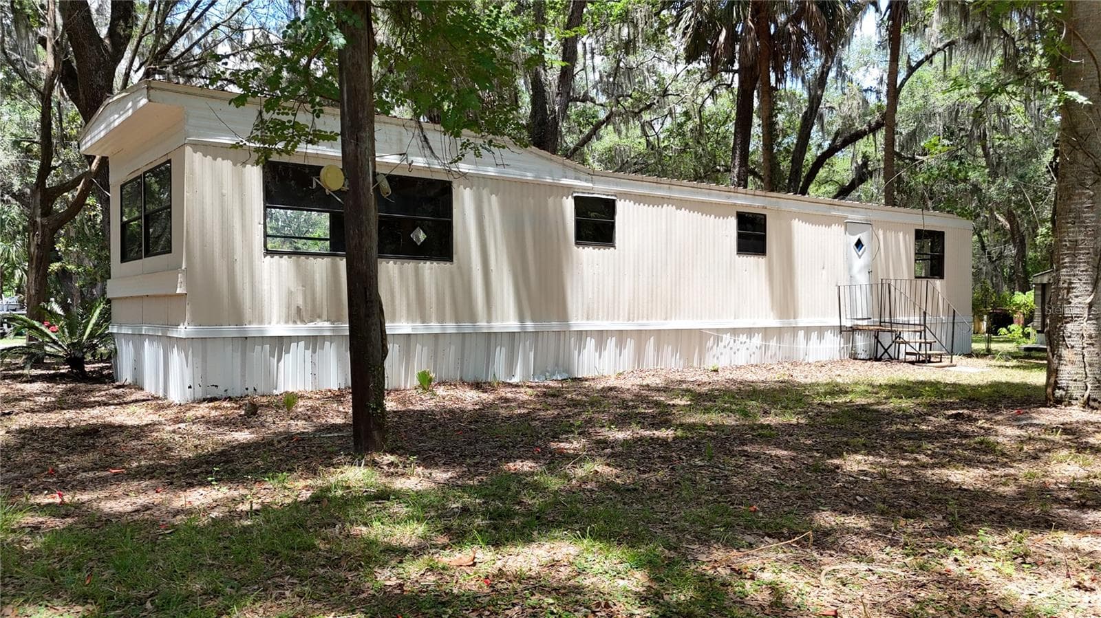11310 YELLOW OAK LANE — photo 4 of 33