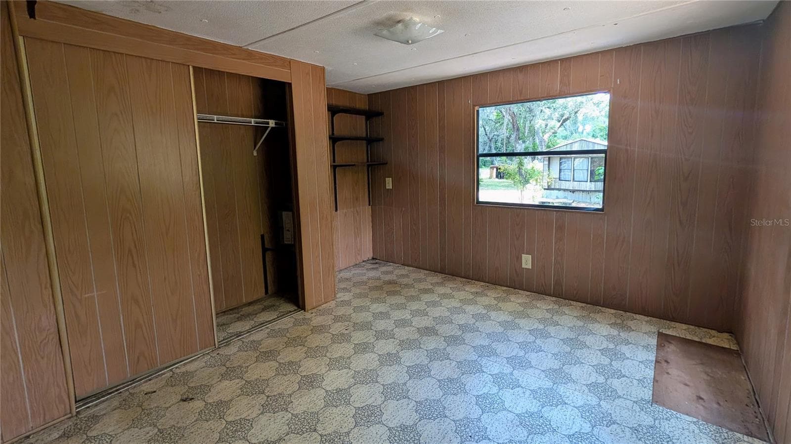 11310 YELLOW OAK LANE — photo 11 of 33