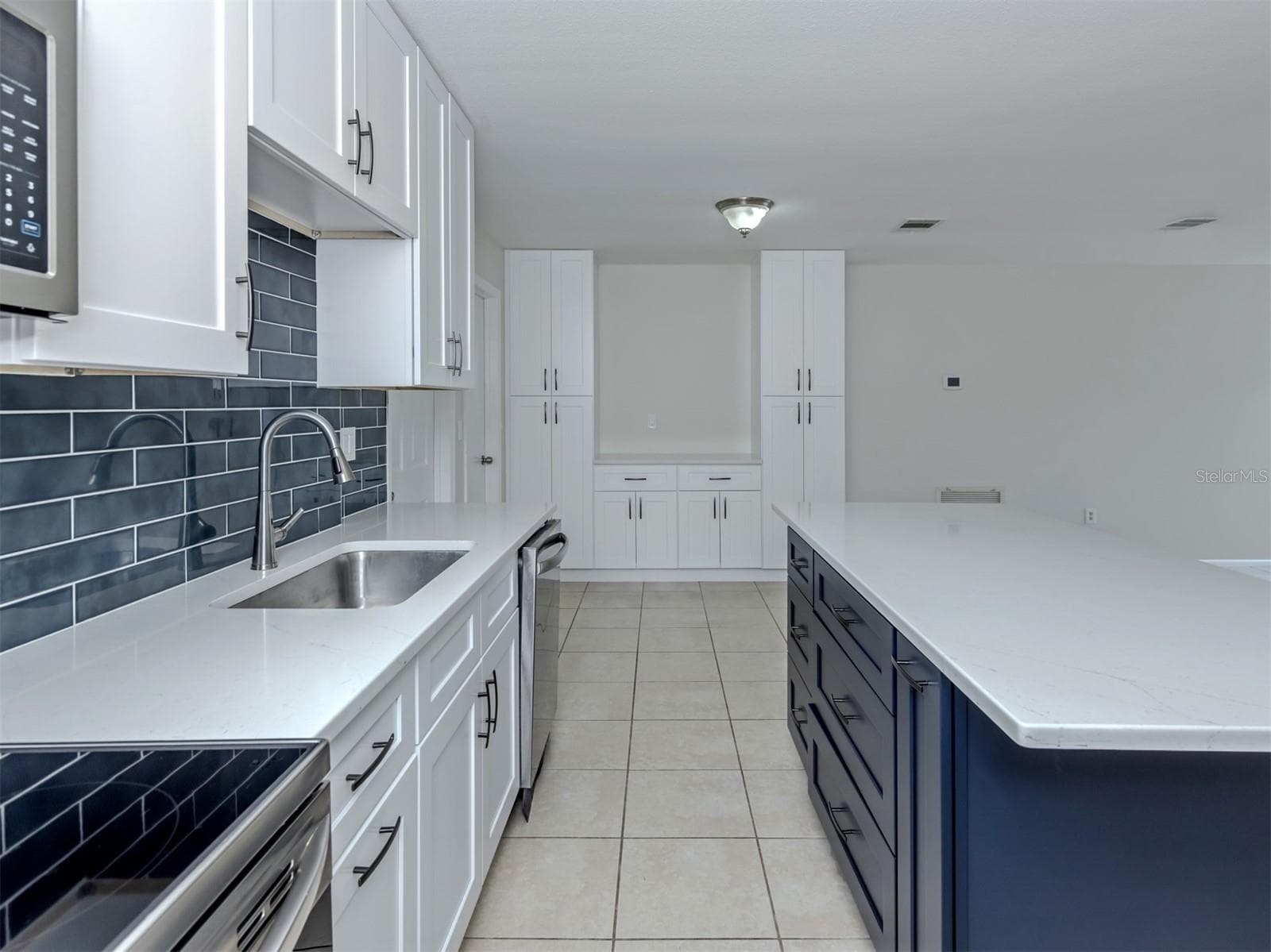 5738 GABO ROAD — photo 8 of 42