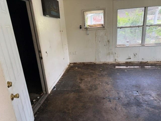 3012 HANNA AVENUE — photo 6 of 16
