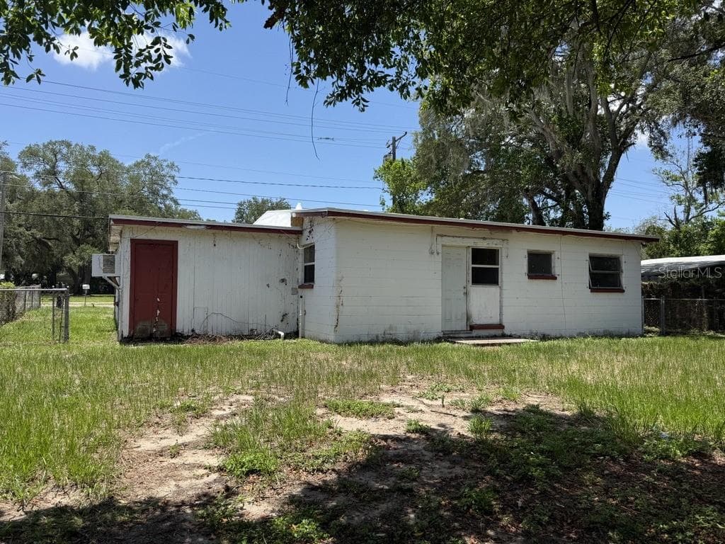 3012 HANNA AVENUE — photo 4 of 16