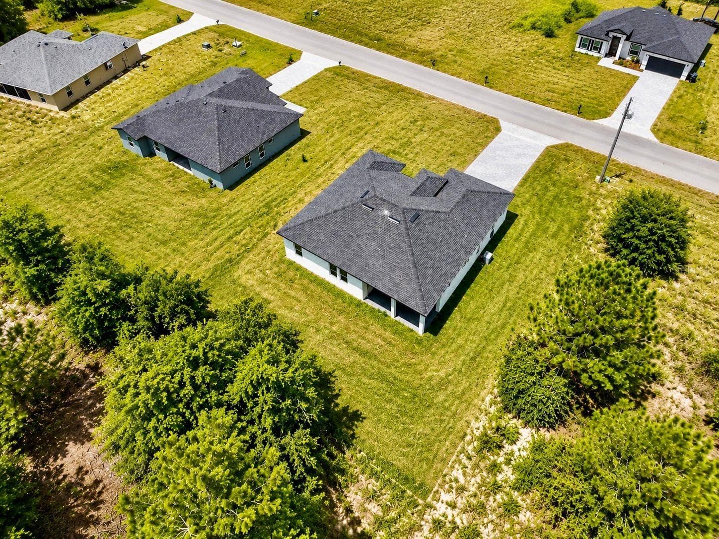 15775 59TH AVENUE ROAD — photo 4 of 54