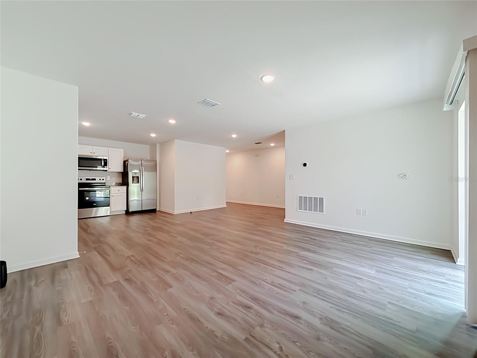 50 BAY ROAD — photo 18 of 51