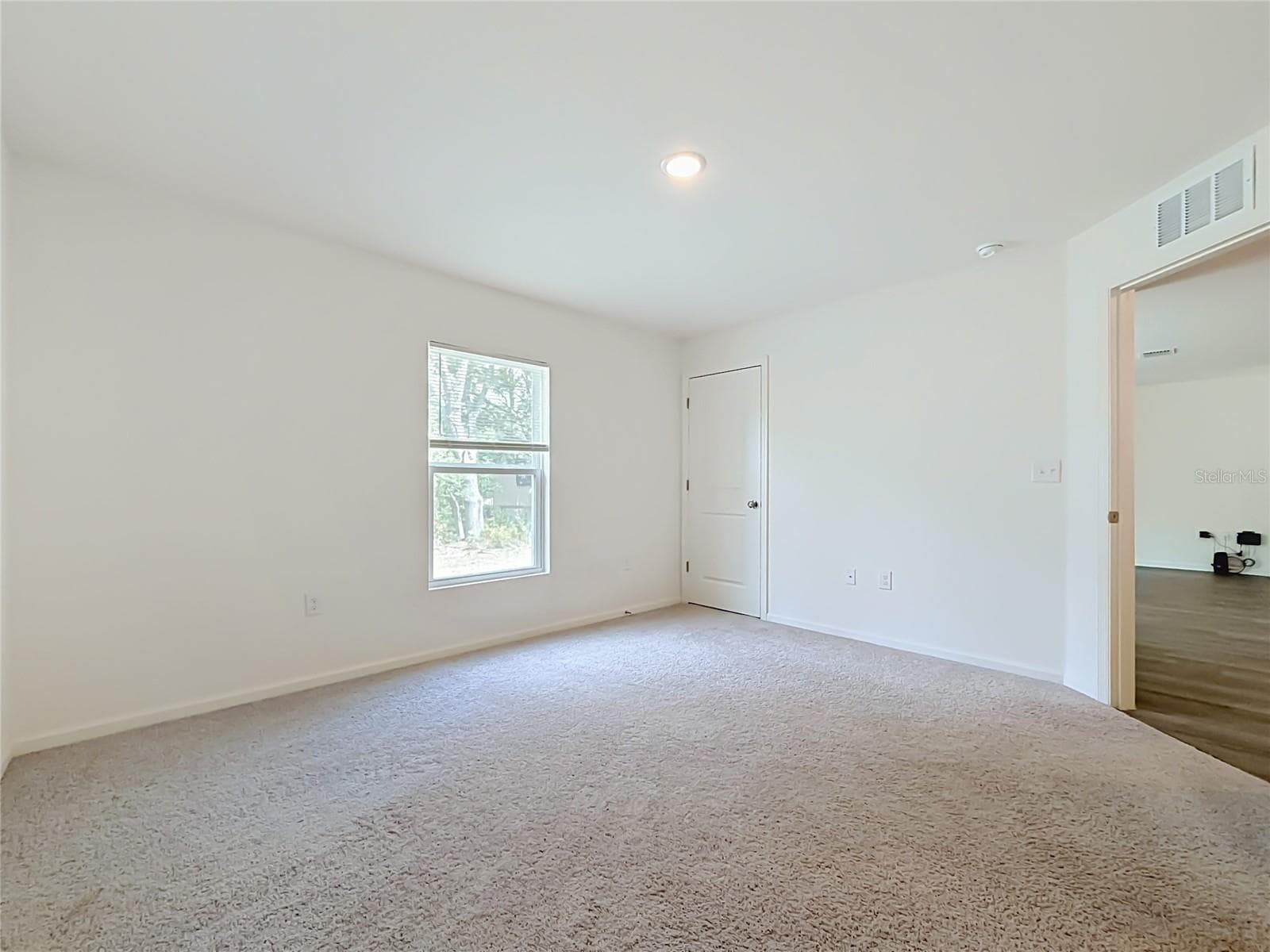 50 BAY ROAD — photo 29 of 51