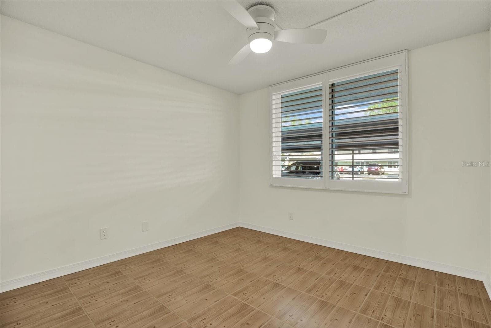 4715 BAY STREET — photo 12 of 16