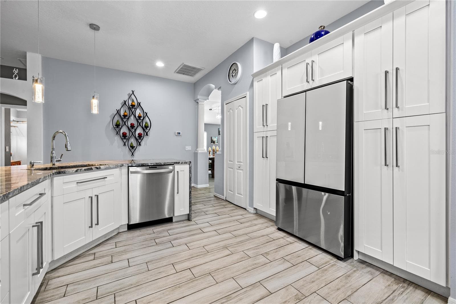3056 SUNWATCH DRIVE — photo 5 of 33