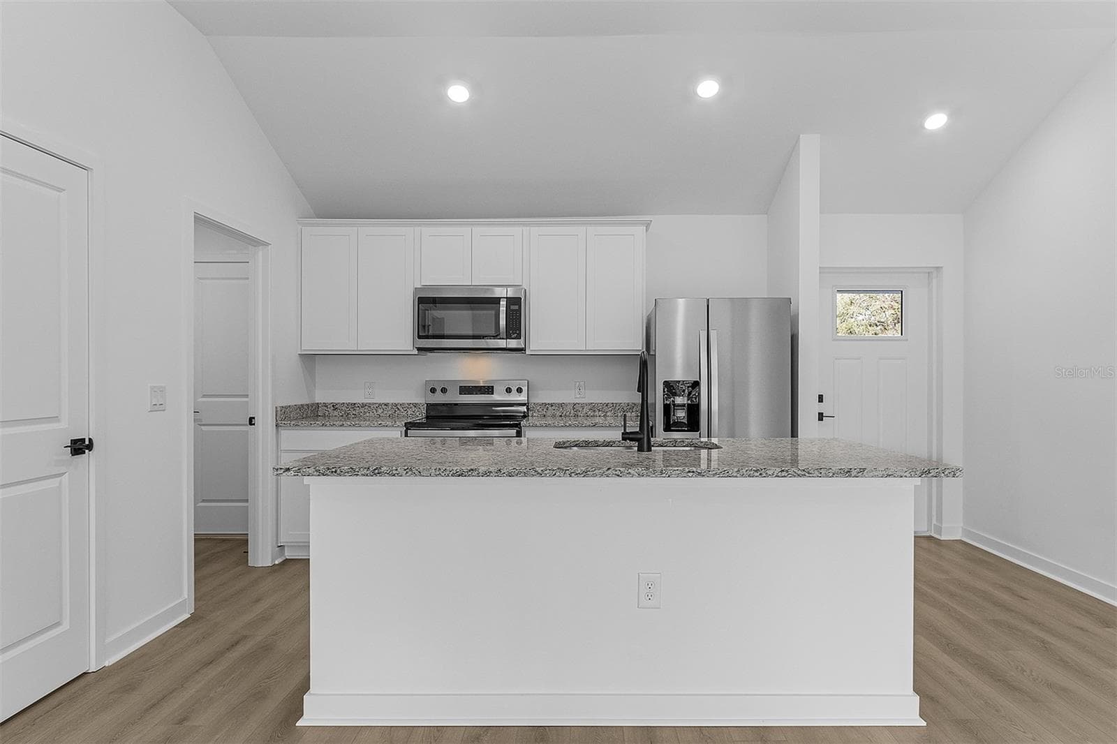 3453 WORTHINGTON AVENUE — photo 6 of 17