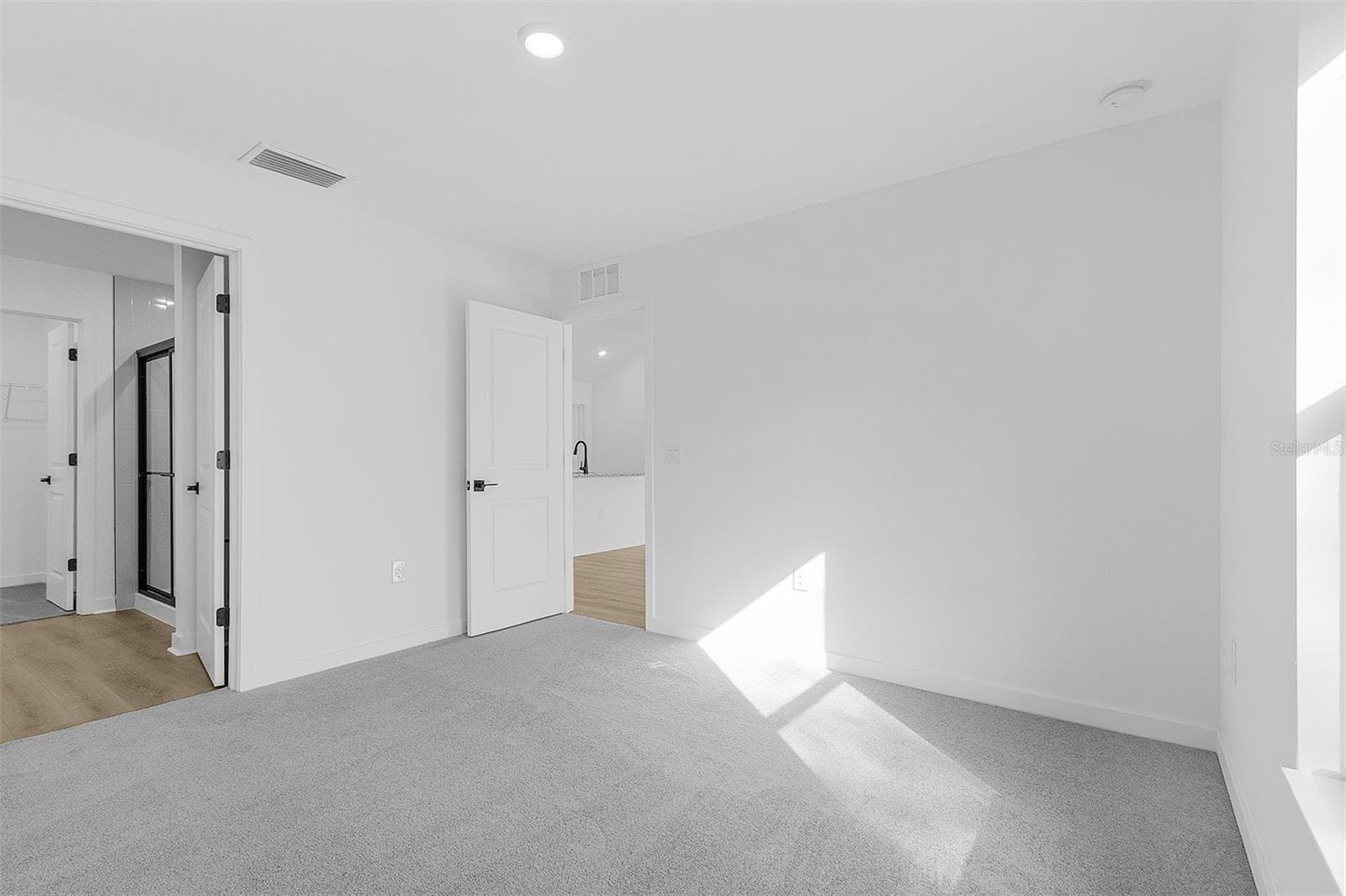3453 WORTHINGTON AVENUE — photo 11 of 17