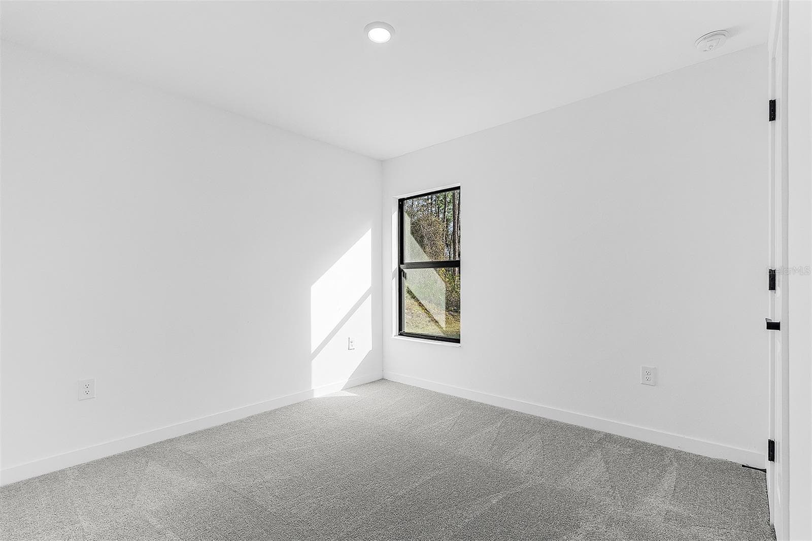 3453 WORTHINGTON AVENUE — photo 15 of 17