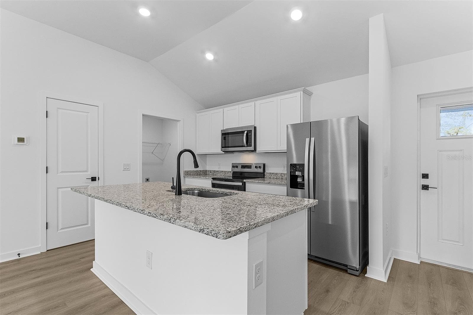 3453 WORTHINGTON AVENUE — photo 5 of 17