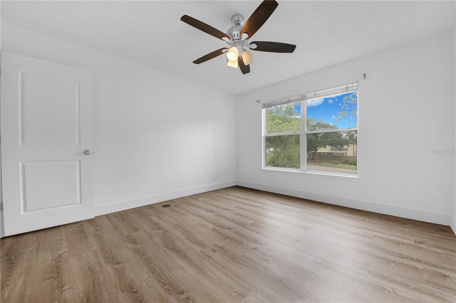 10619 MOSSY CREEK COURT — photo 18 of 37