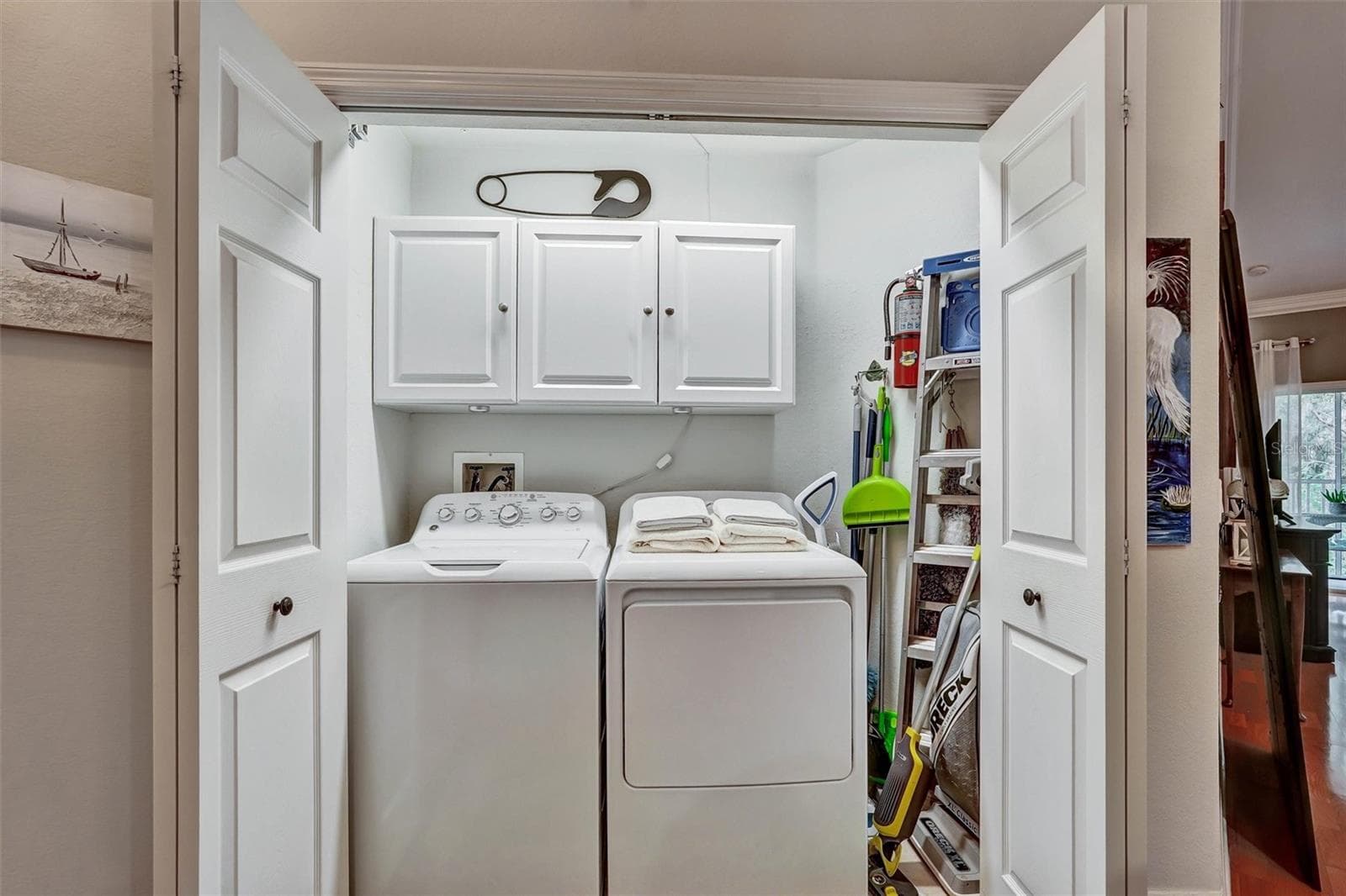 5405 STONEYBROOK LANE — photo 17 of 30