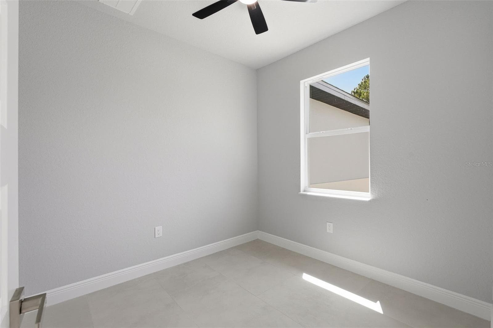 2830 BILLBERRY STREET — photo 9 of 42