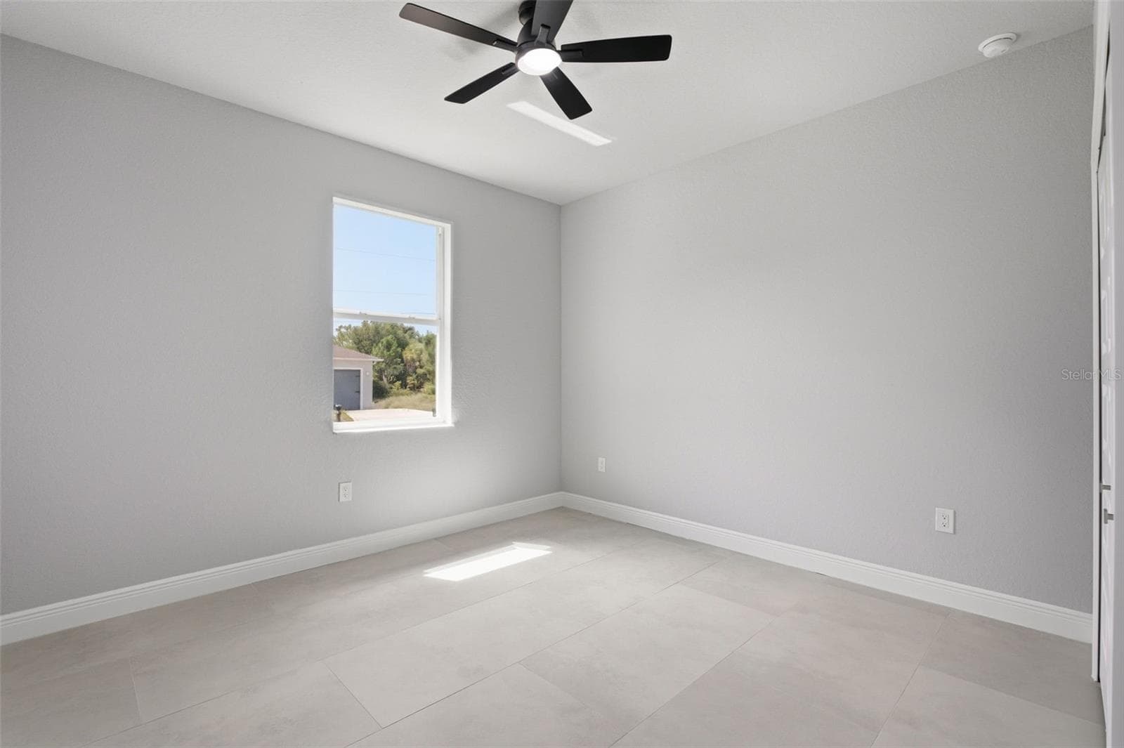 2830 BILLBERRY STREET — photo 32 of 42