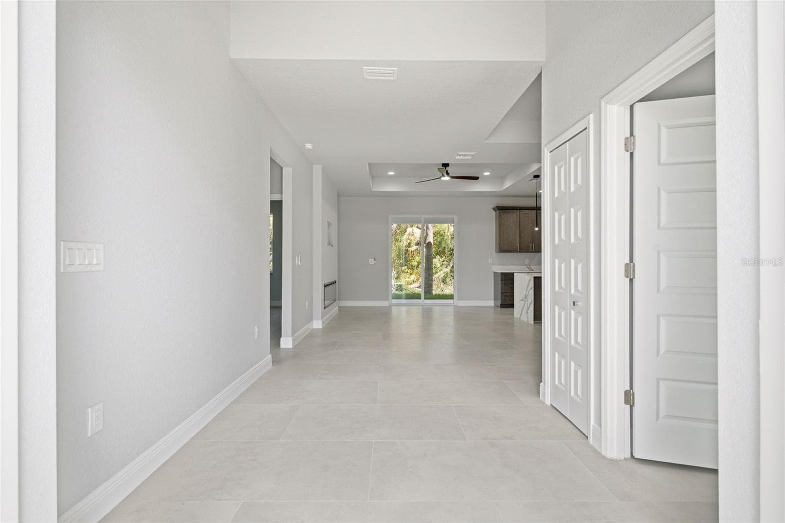 2830 BILLBERRY STREET — photo 6 of 42