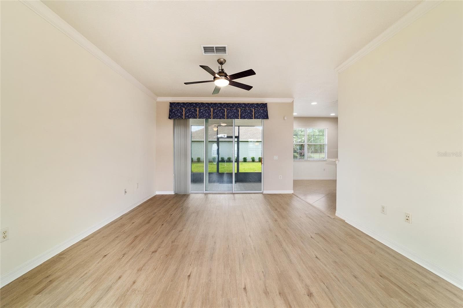 8907 84TH CIRCLE — photo 24 of 63