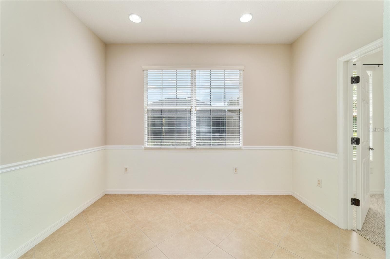 8907 84TH CIRCLE — photo 40 of 63