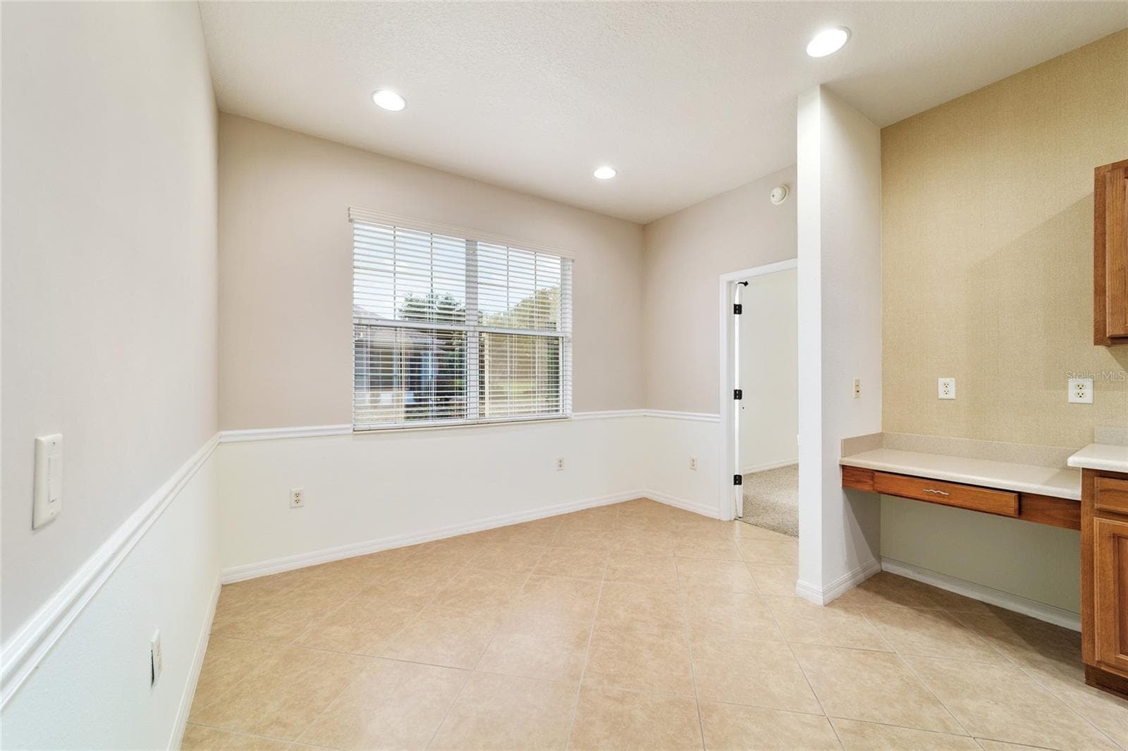 8907 84TH CIRCLE — photo 36 of 63