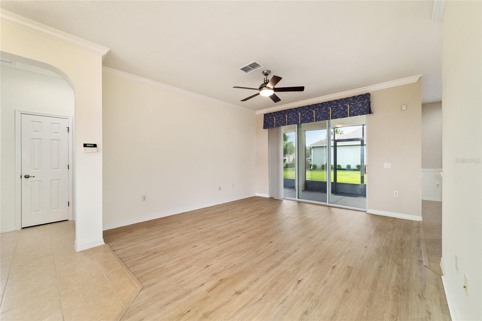 8907 84TH CIRCLE — photo 25 of 63