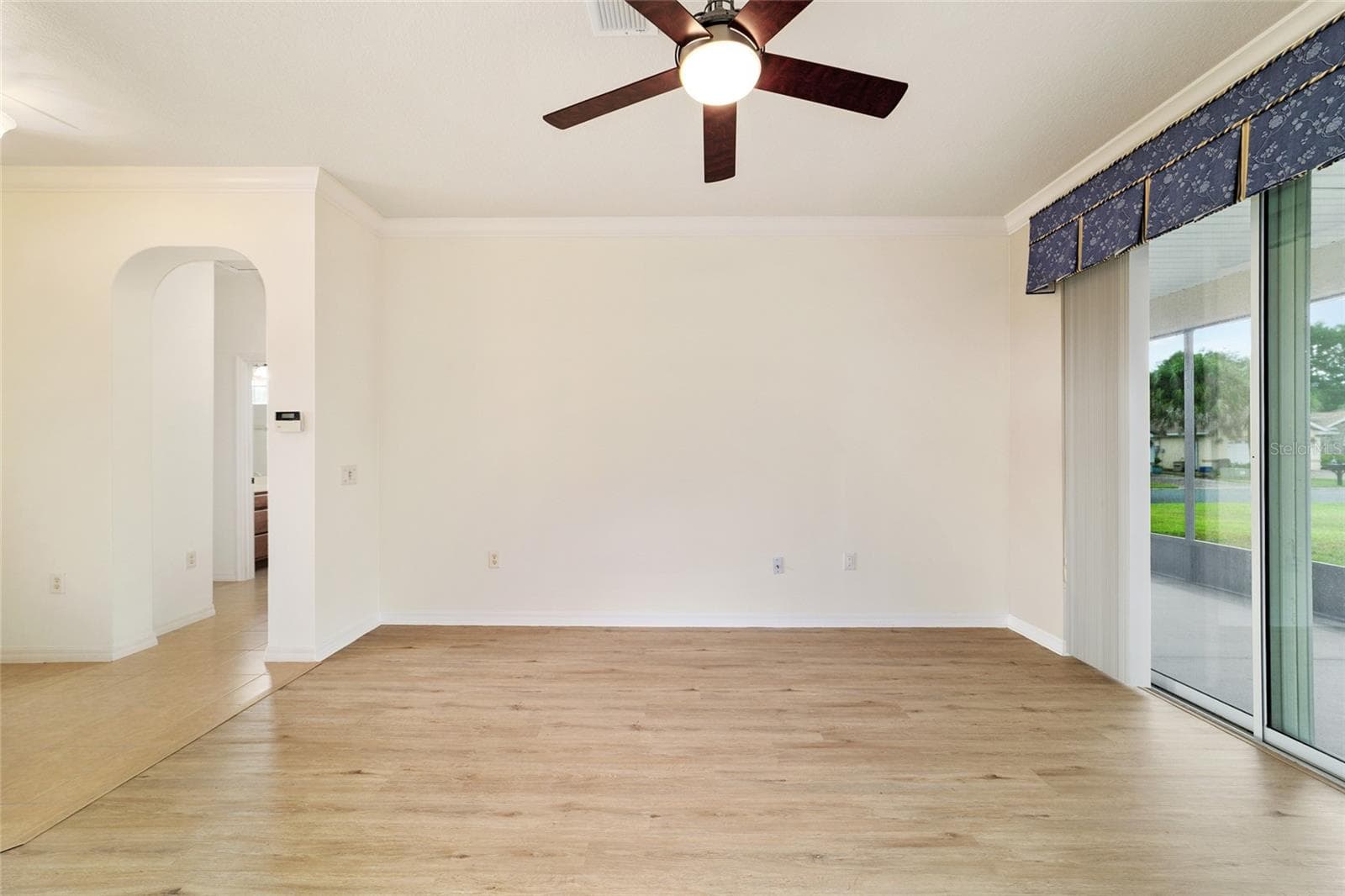 8907 84TH CIRCLE — photo 26 of 63