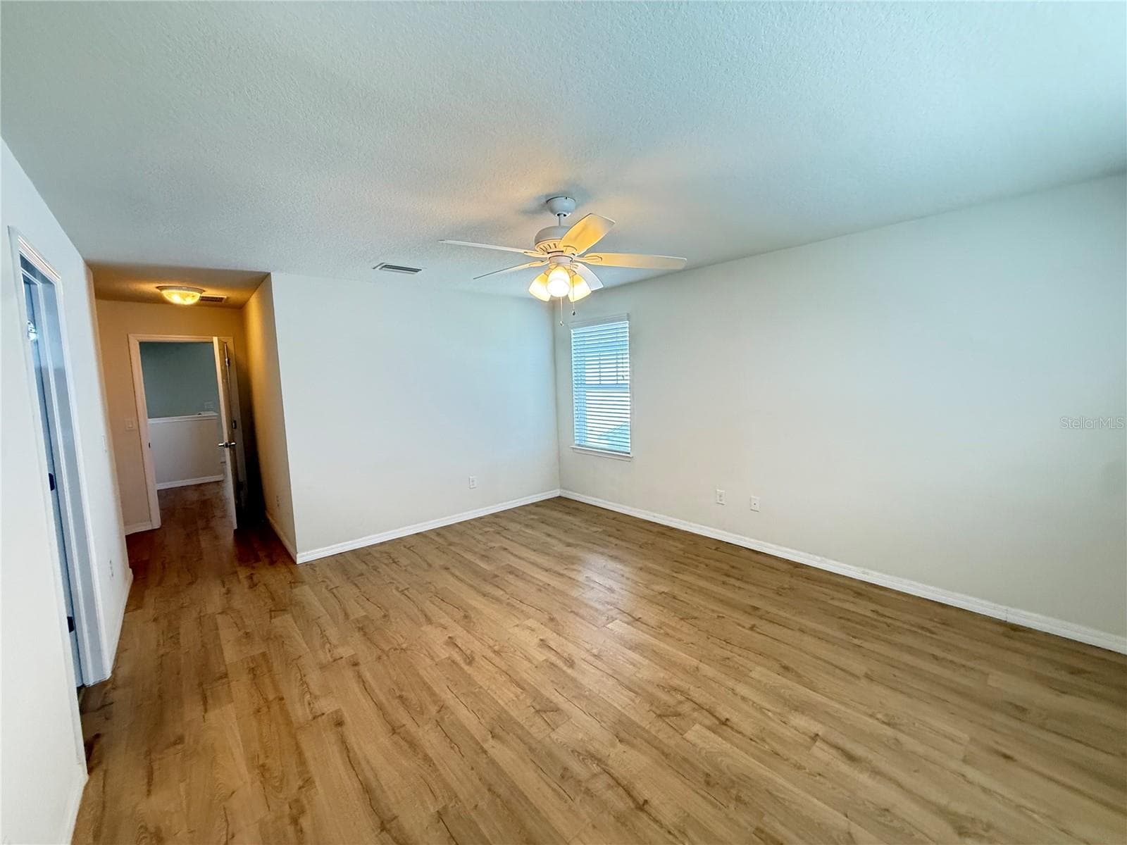 9154 HILLCROFT DRIVE — photo 26 of 55