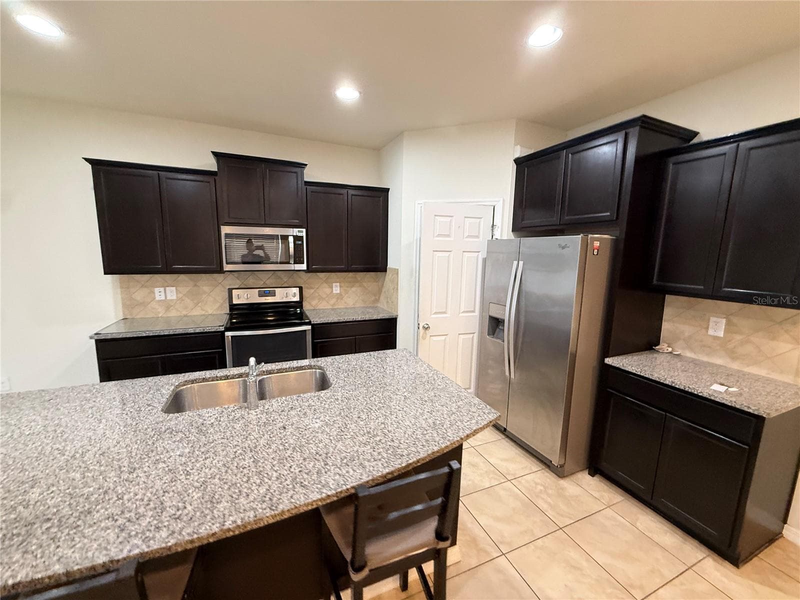 9154 HILLCROFT DRIVE — photo 19 of 55