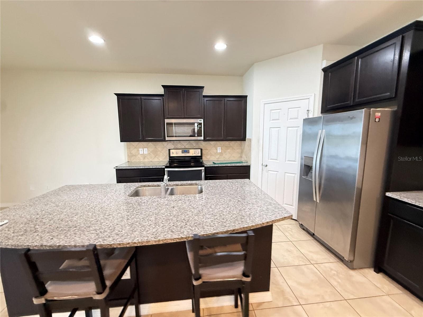 9154 HILLCROFT DRIVE — photo 11 of 55