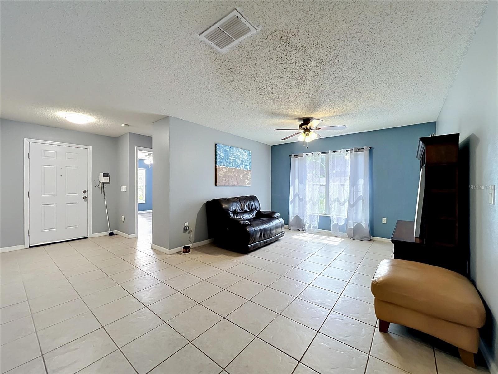 8307 LAINIE LANE — photo 4 of 26