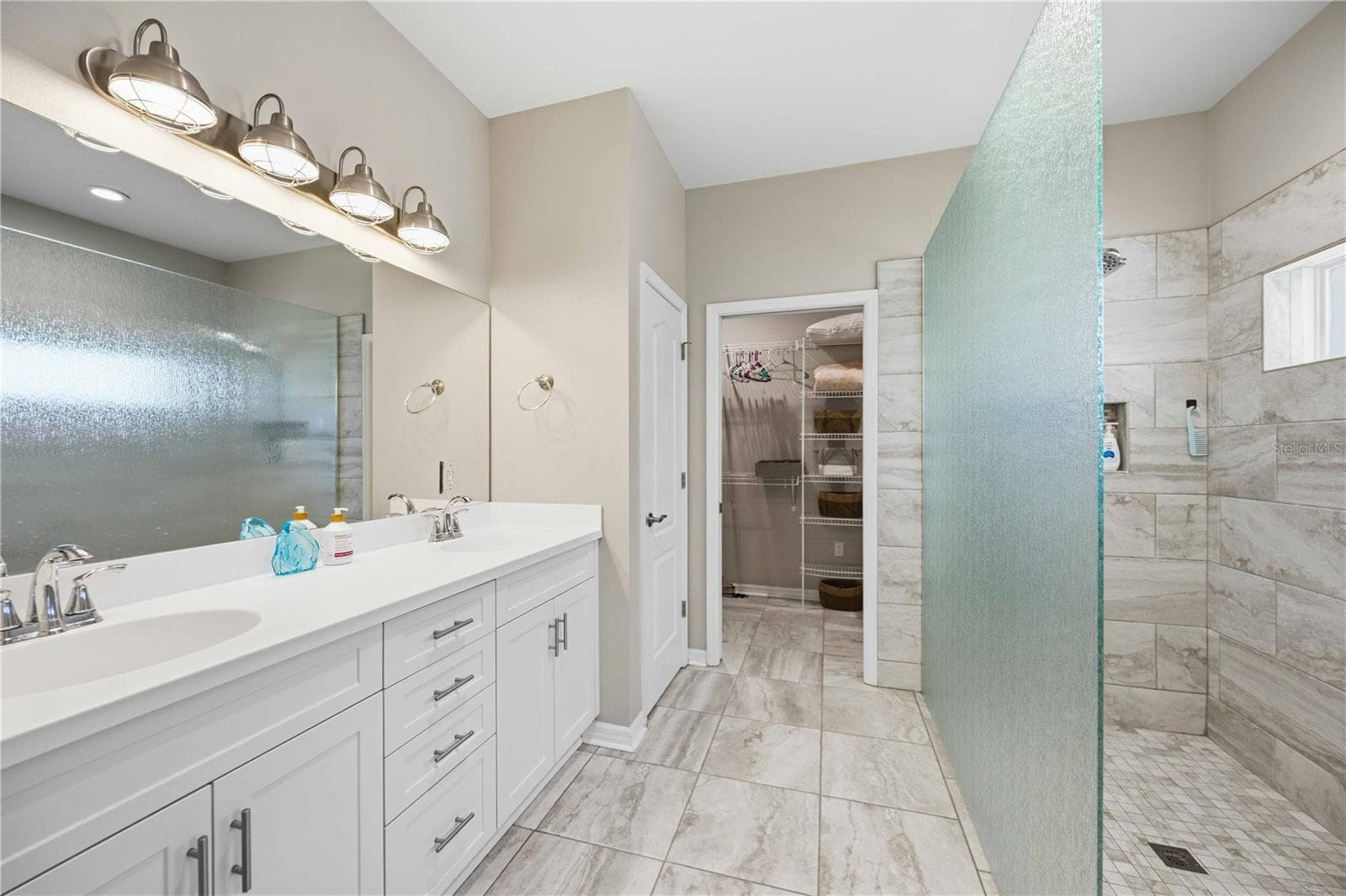 309 PAVONIA ROAD — photo 40 of 57