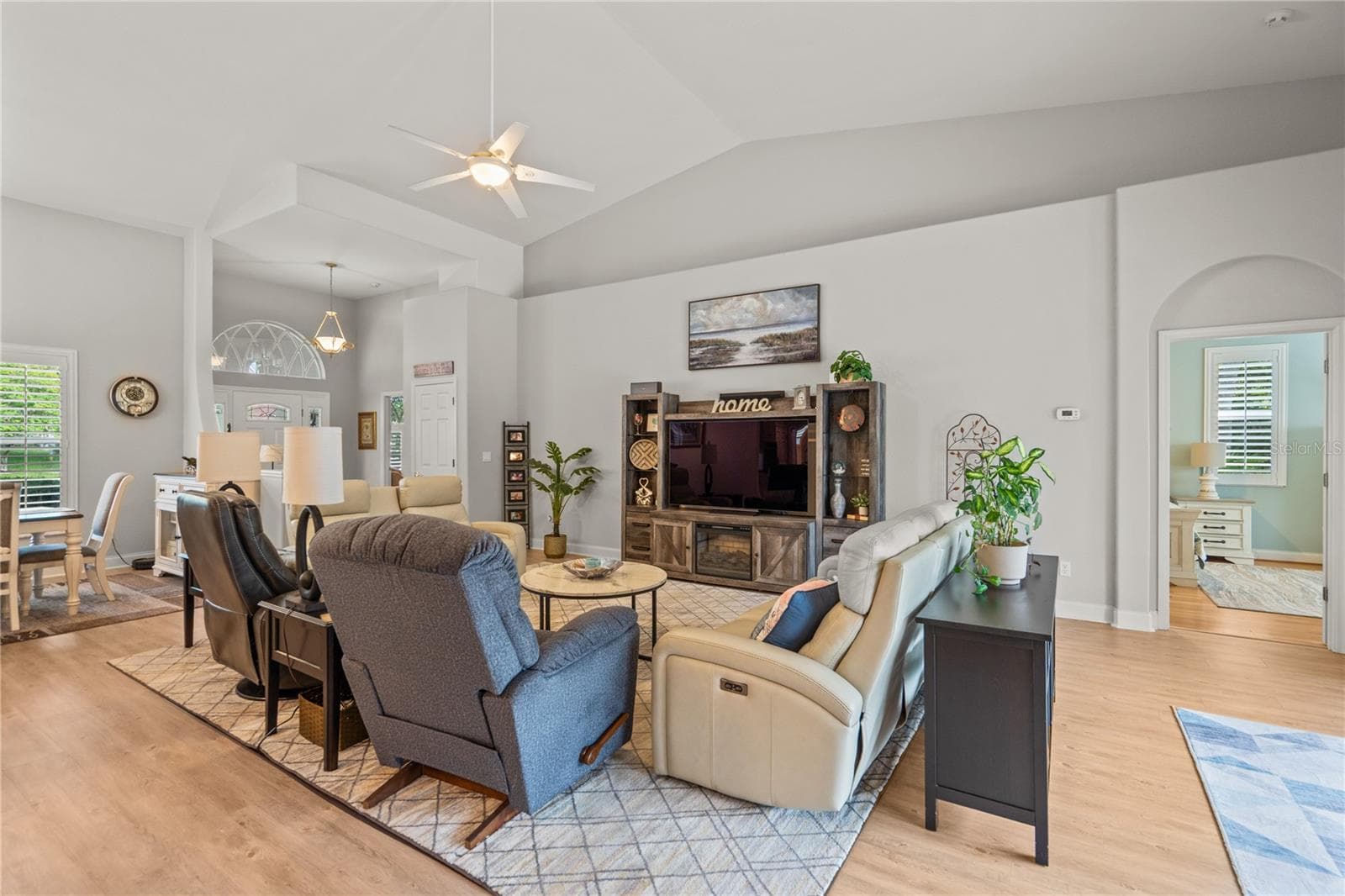 3749 BELFAST CIRCLE — photo 7 of 60
