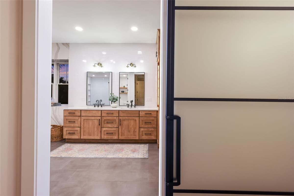 526 56TH STREET — photo 31 of 100