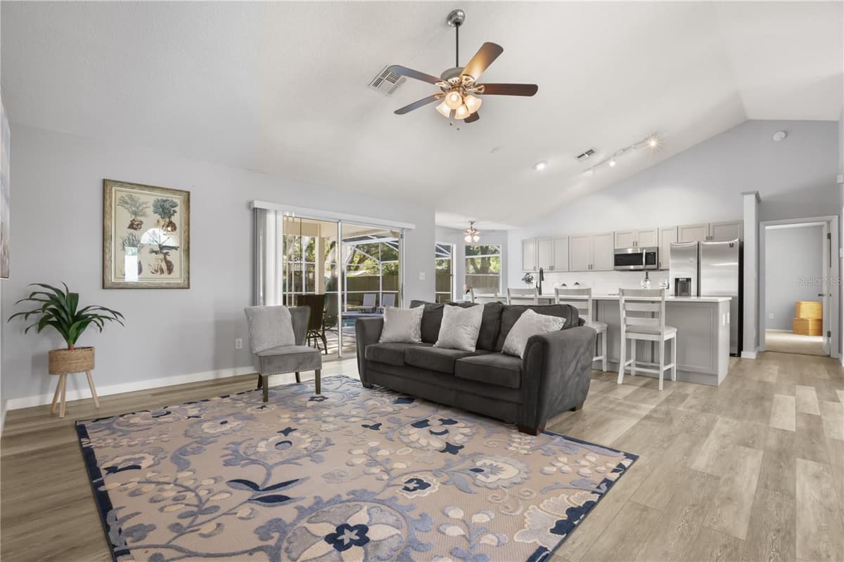 2635 LAKE LANDING BOULEVARD — photo 6 of 32