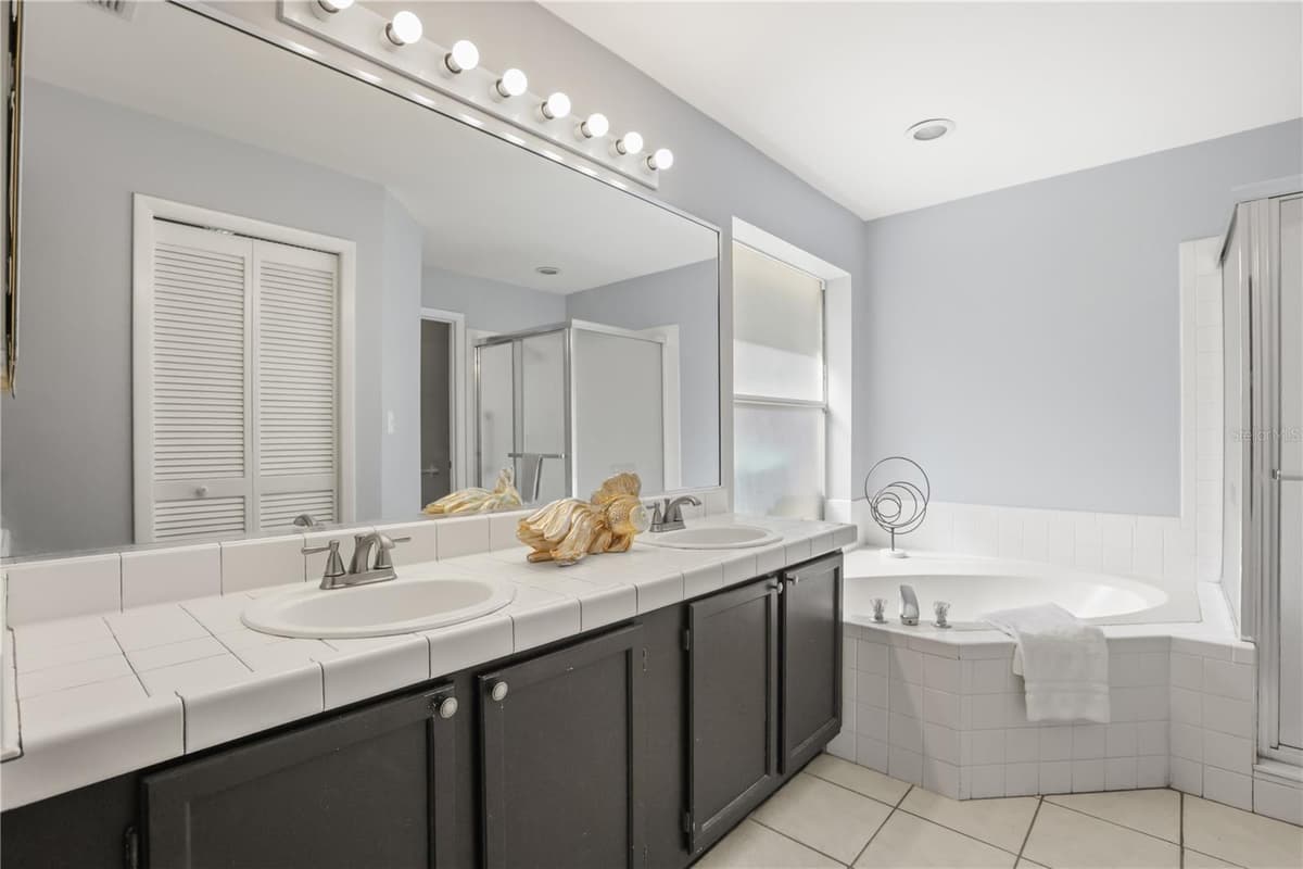 2635 LAKE LANDING BOULEVARD — photo 17 of 32