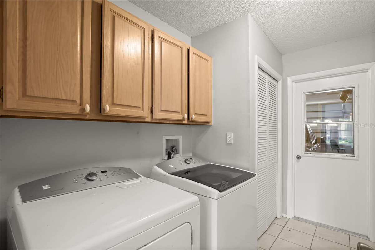 2635 LAKE LANDING BOULEVARD — photo 20 of 32