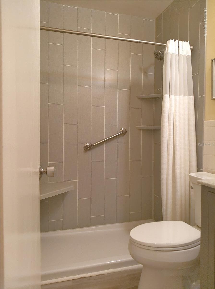 2457 ECUADORIAN WAY — photo 25 of 77