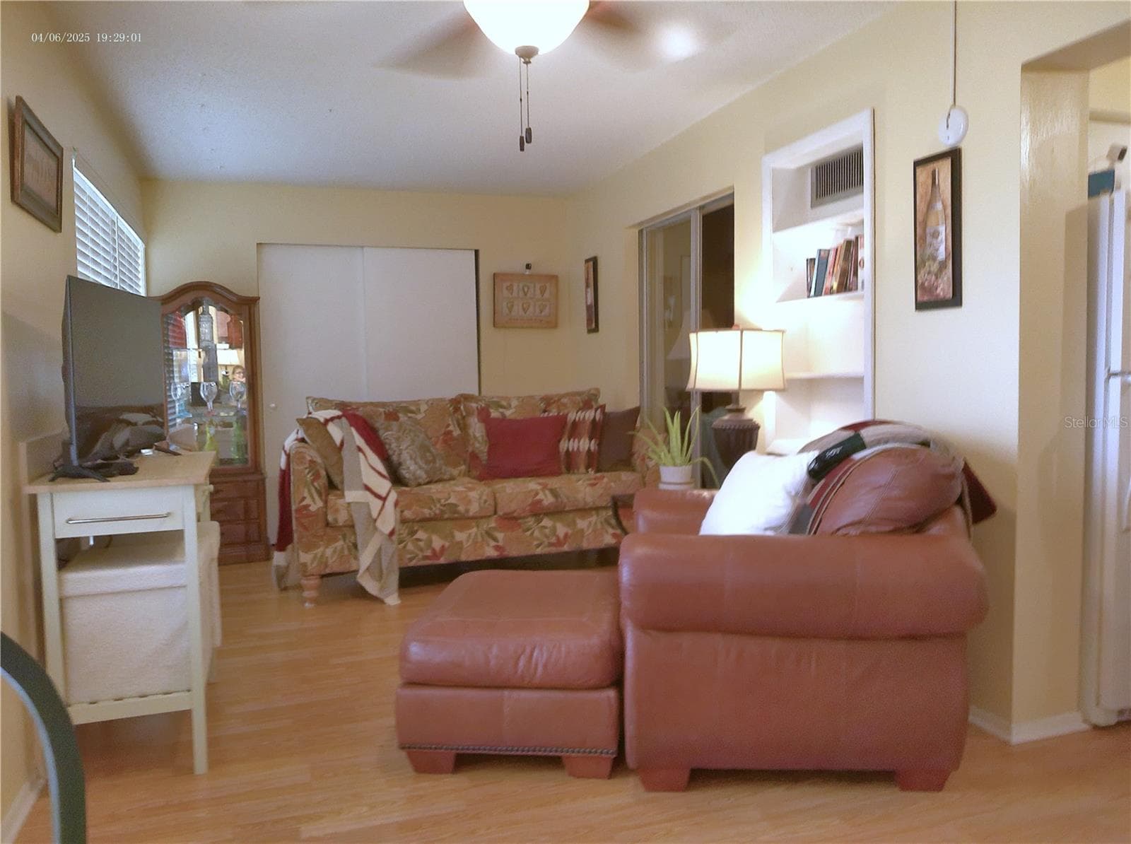 2457 ECUADORIAN WAY — photo 40 of 77