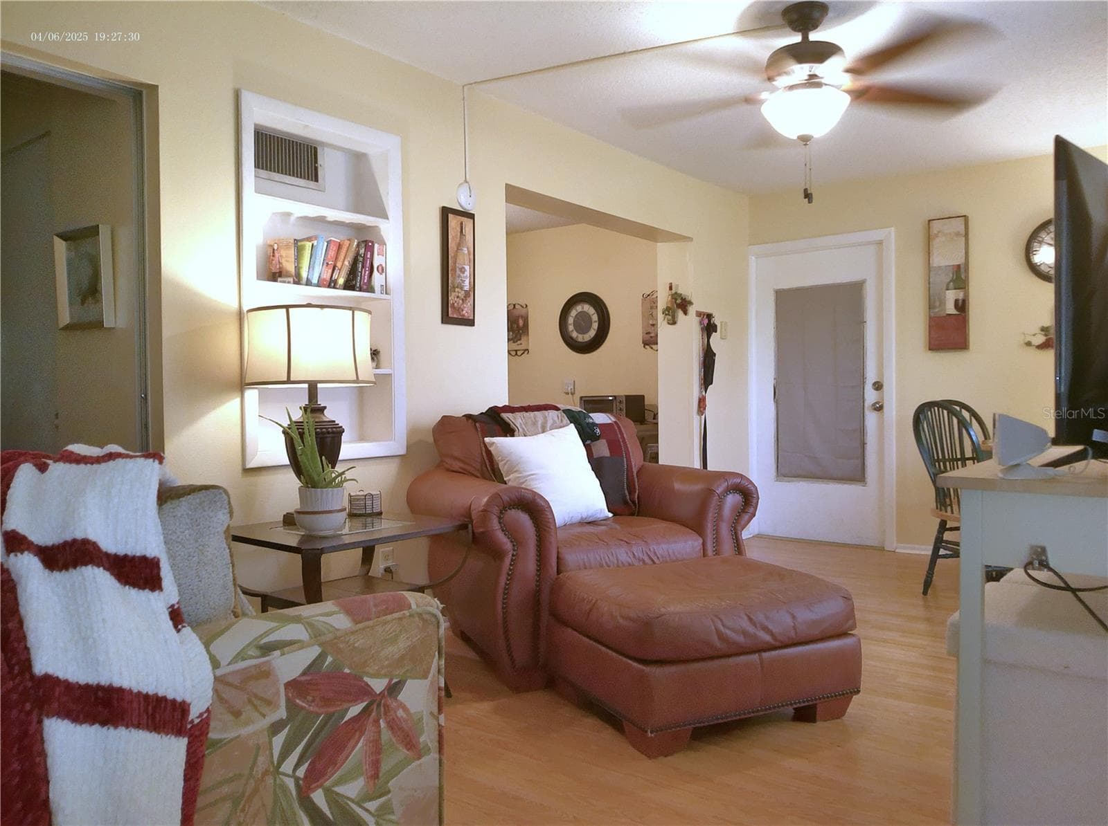 2457 ECUADORIAN WAY — photo 37 of 77
