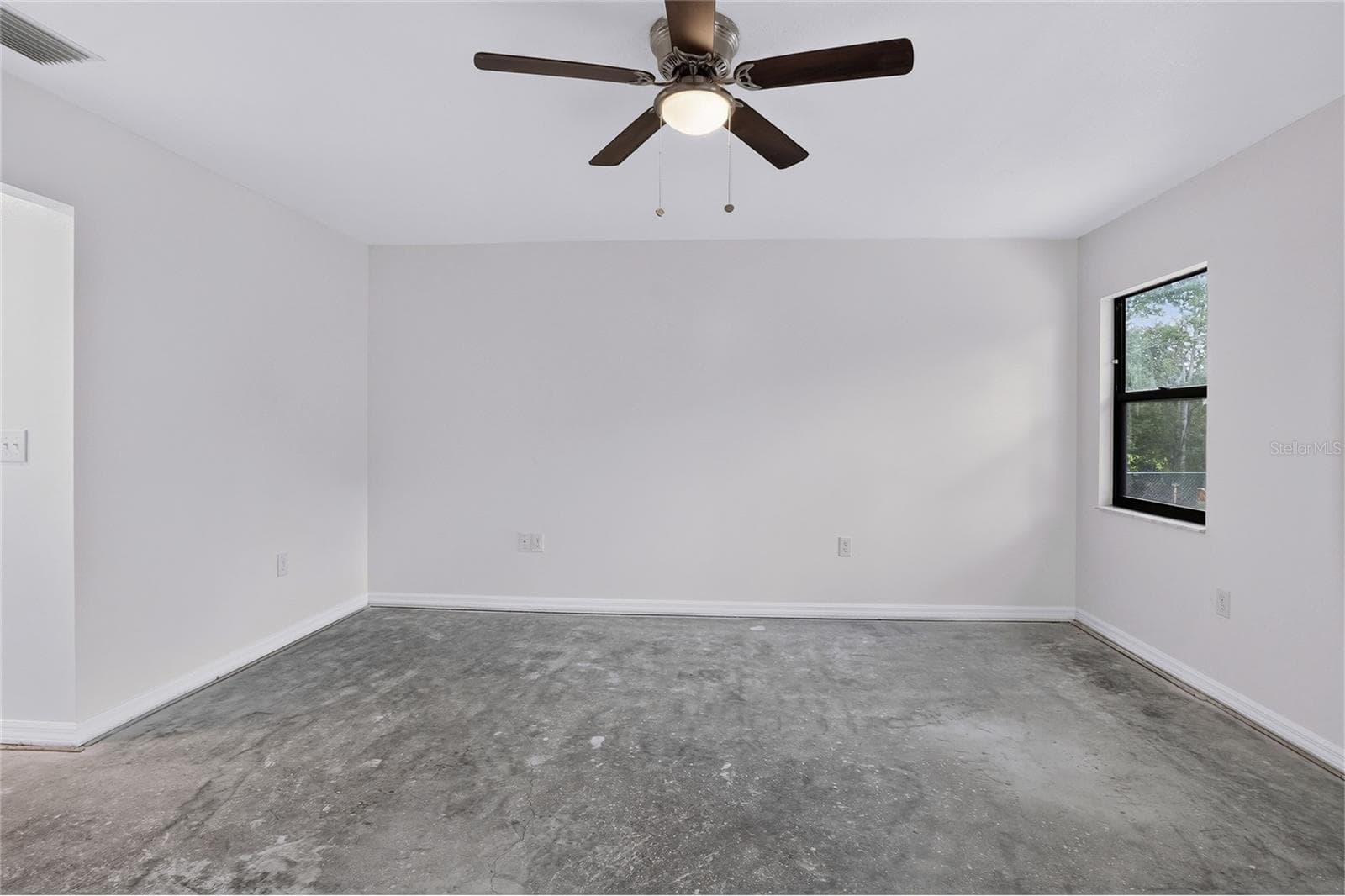 4520 LOG CABIN DRIVE — photo 18 of 54