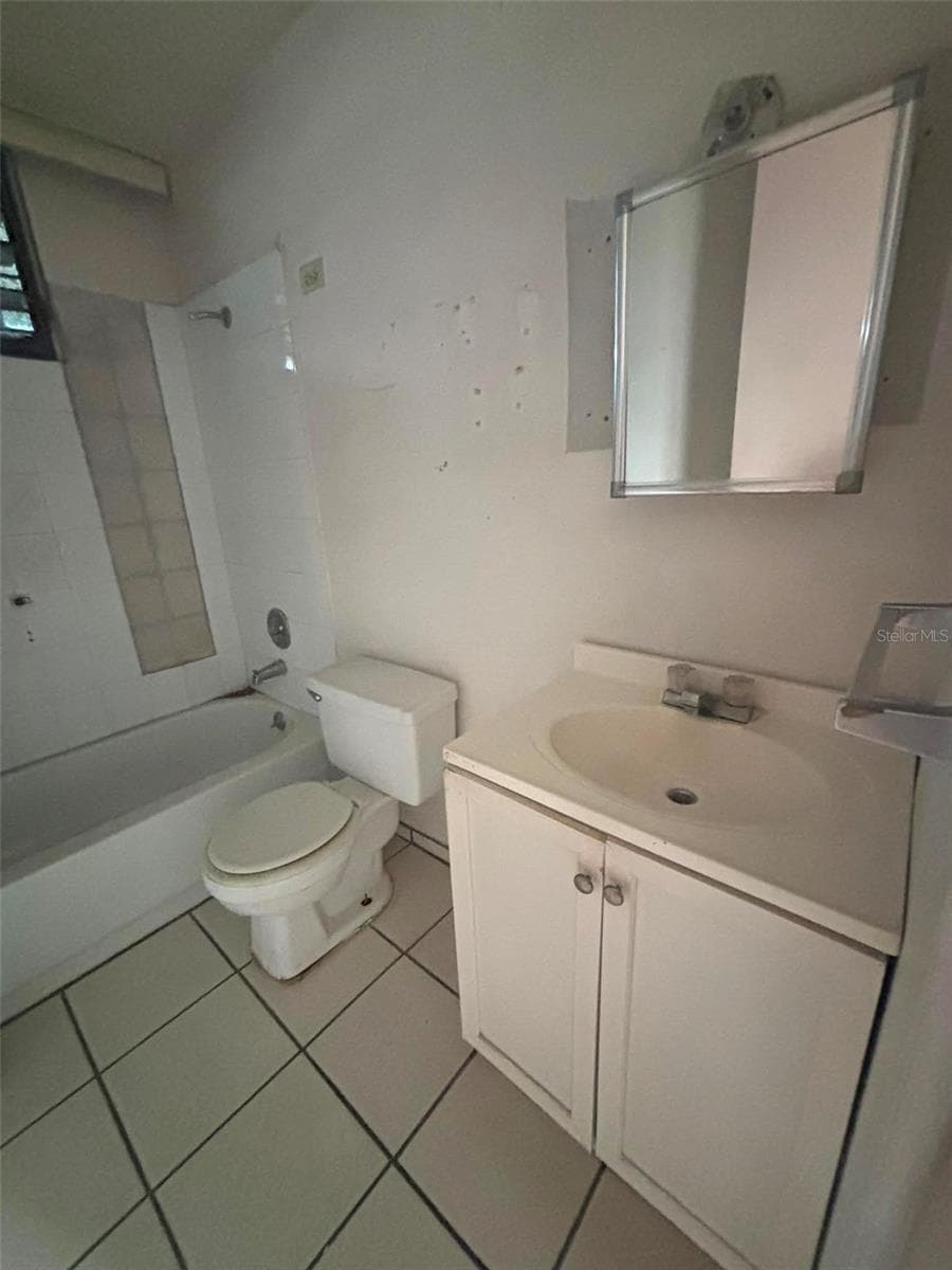 81 Mayaguez Street Apt 32 CONDO FRENCH PLAZA — photo 7 of 11