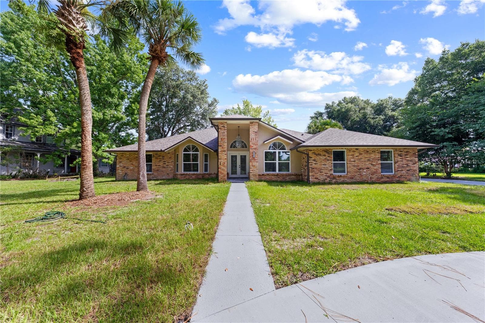 2082 CAMELOT BOULEVARD — photo 60 of 86