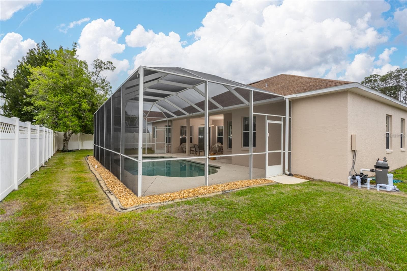 4 EAGLE PLACE — photo 31 of 33