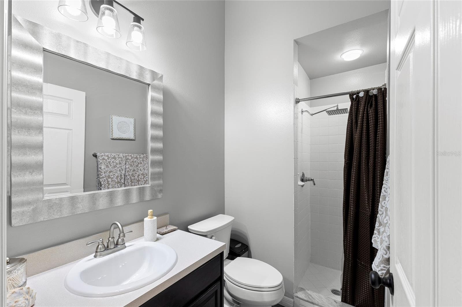 4038 LITHIA RIDGE BOULEVARD — photo 21 of 49