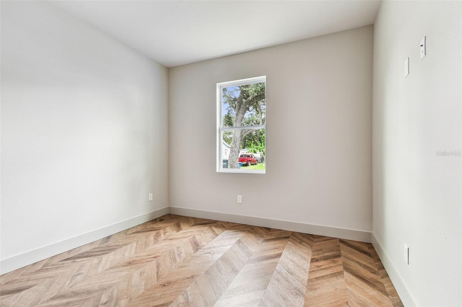 7208 GLEN AVENUE — photo 46 of 80