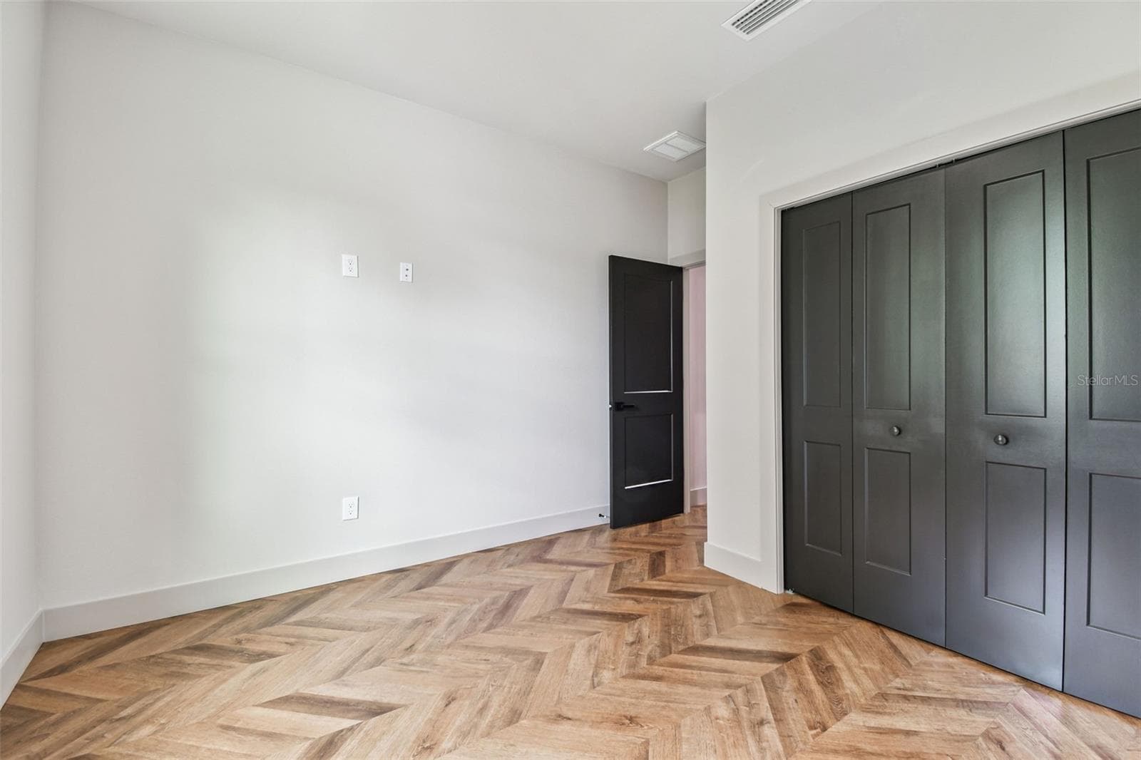 7208 GLEN AVENUE — photo 48 of 80