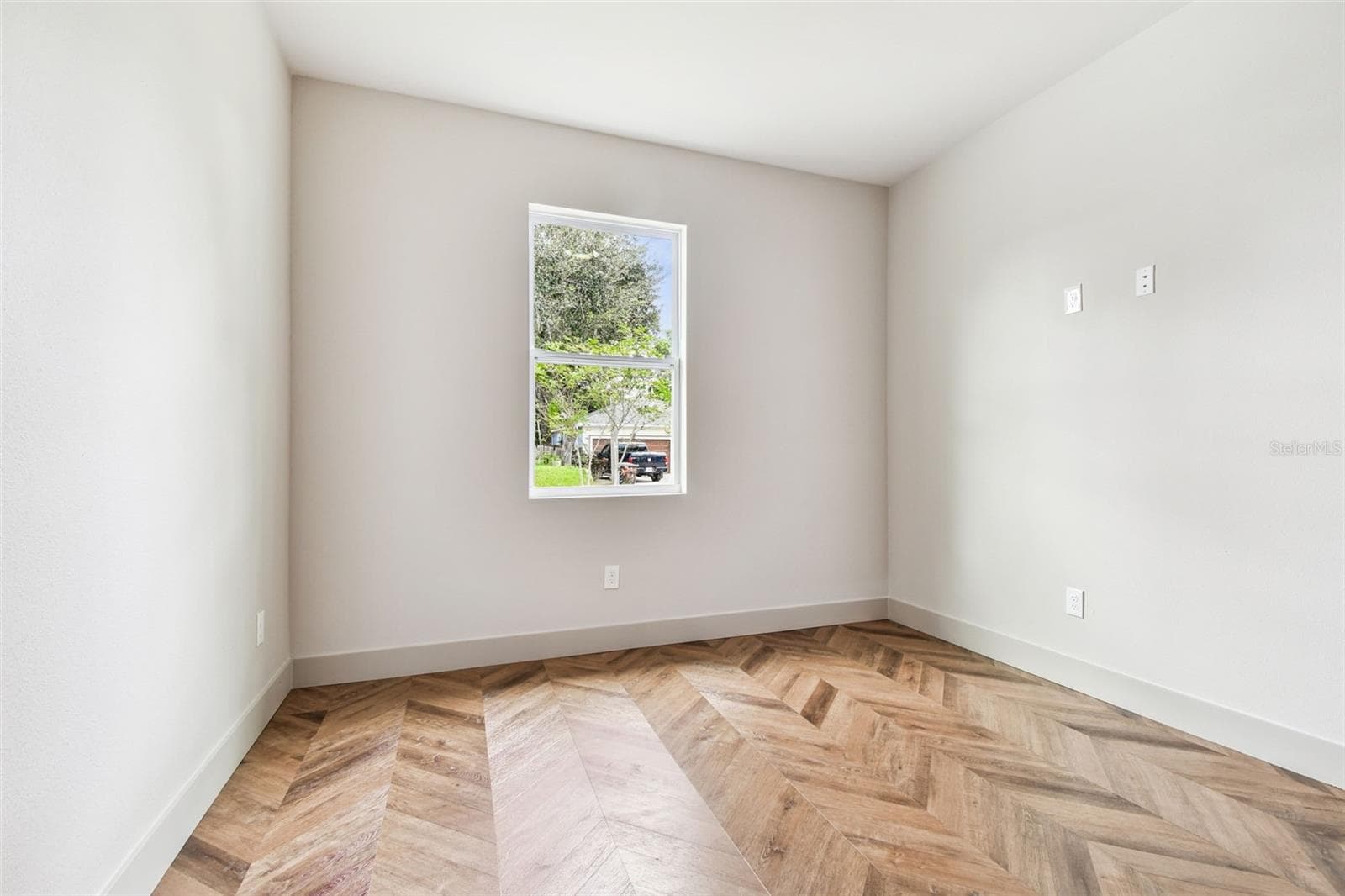 7208 GLEN AVENUE — photo 49 of 80